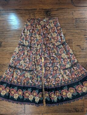 Nostalgia Floral Ultra Wide Leg Boho Pants Size Medium